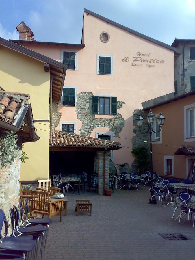 Il Portico Hotel Carrosio Exterior photo